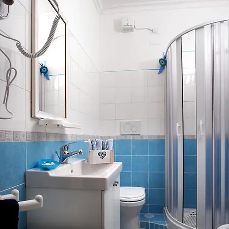 Il Bacio Di Capri 4*