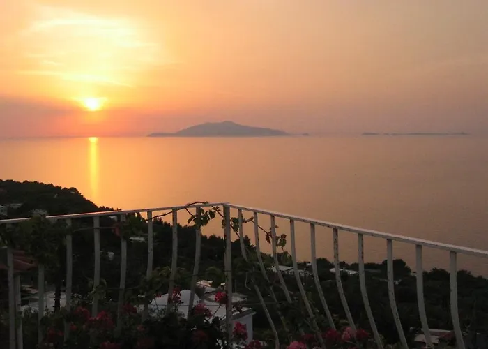 Nocleg ze śniadaniem Il Bacio Di Capri 4*